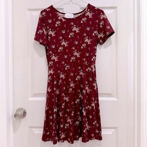 French Grey Floral Short Sleeve Dress - Size M